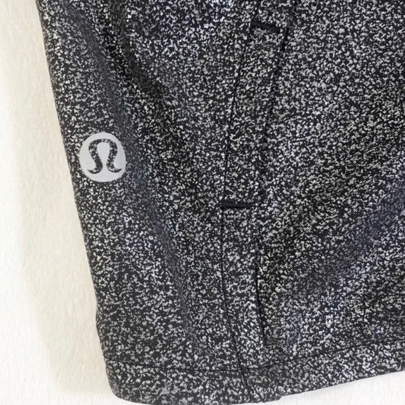 Lululemon Run Times Short II 4" Silver Luminosity Foil - Picture 8 of 11